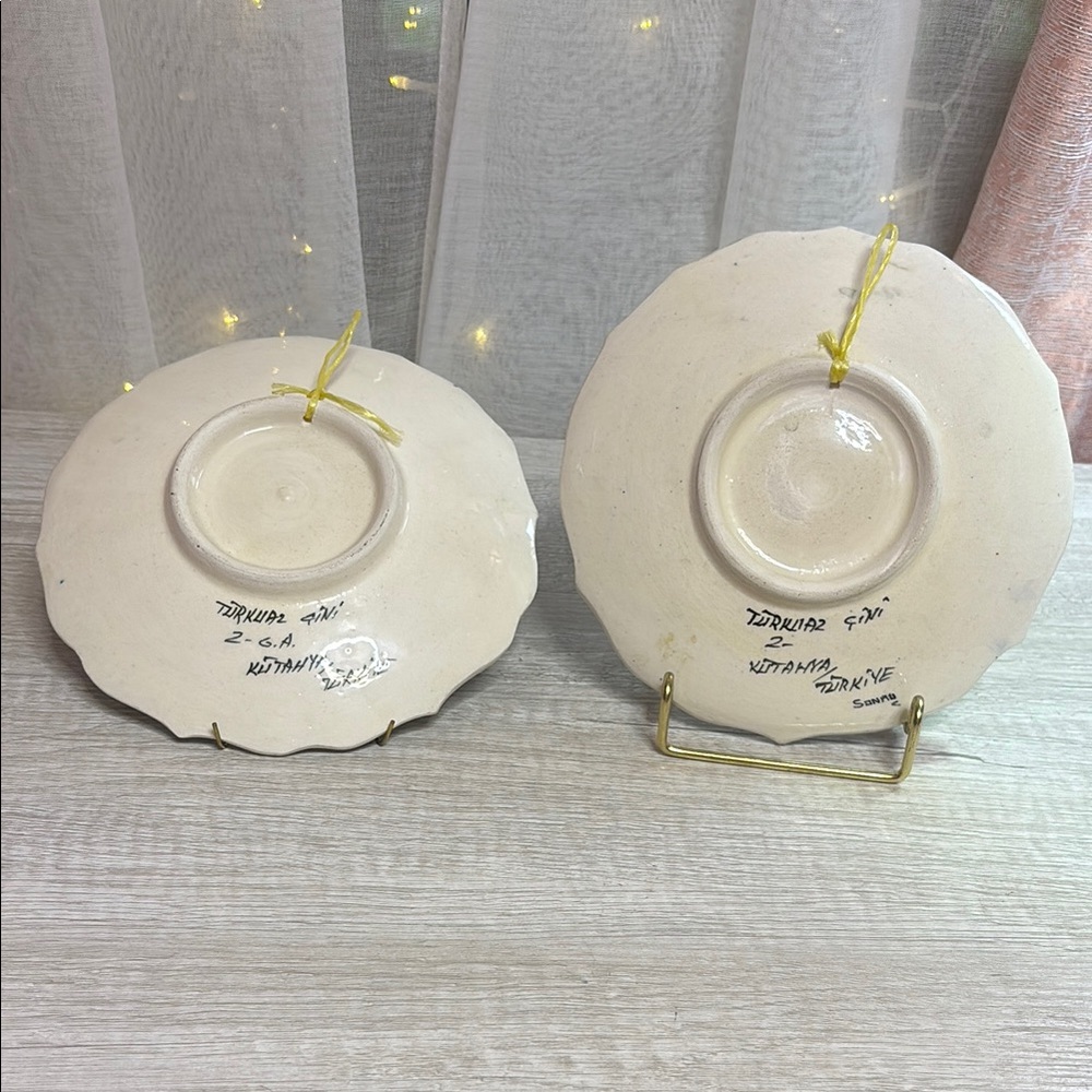 Colorful Decorative Plates with Hunting Scene - Picture 6 of 11